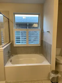 Pristine 3 bedroom, 3 bath smart home w/ amenities - Image 4