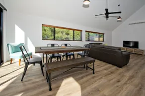 Margaret River Bungalow-3 - stylish town stay - Image 3
