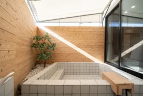 Yufuin Station 30sec, Yellow Onsen, 'WHITE HOUSE' - Image 2
