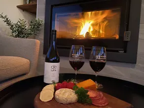 Lovedale Lakehouse Vineyard - Image 3