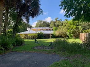 Shady Oaks on the River w/dock, 4/3 Near Ft Myers - Image 3