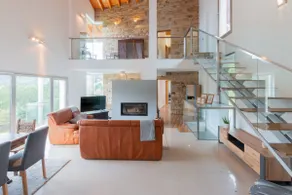 A detached villa in a prime location - Image 4