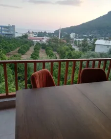 House with sea view within walking distance to the sea - Image 3