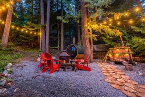 Mountain Log Cabin w/ Cedar Barrel Sauna & hot tub - Image 3