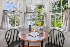 Family Fun at The Lake | Spacious Cottage Retreat - Image 4