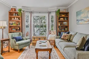 Family Fun at The Lake | Spacious Cottage Retreat - Image 3