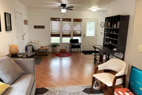 New & Stylish wheelchair accessible home in town. - Image 3