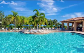 NEW Luxury 3-Bedroom Country Club & Golf Condo - Image 3
