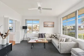 Harbourview Escape-Serene Shellharbour Family Stay - Image 3