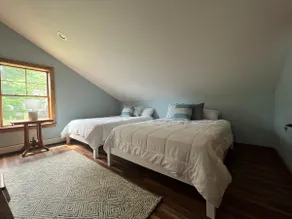 Visit Honey Bee Haven for a charming getaway - Image 2
