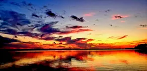 Lakefront with awesome sunsets. - Image 2