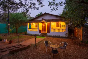 Swimming Pool Cottage Near Beach, Bakery & Market - Image 3