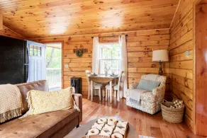 Secluded Wooded Cabin Near The Hocking Hills - Image 2