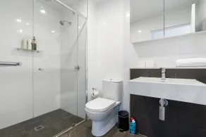 Roomy 2BR 2BA City-Centre Apt - Hosted by CanStay - Image 4