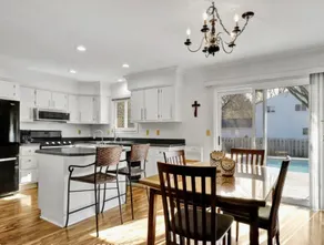 Cheerful 3 Bedroom Home- Close to MSU - Image 4