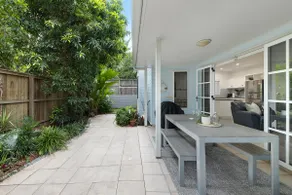 Dreaming On Duke - Boutique Townhouse in Sunshine - Image 5