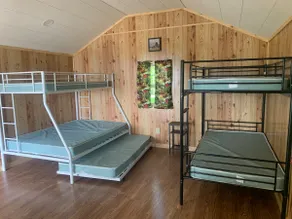Everett's Cabin - Image 4
