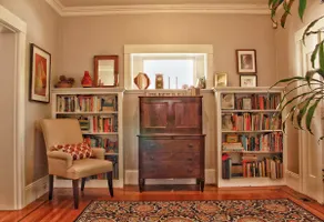Sunlit Craftsman Retreat in the heart of Rockridge - Image 5