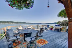 5 bedroom wtrfrnt hotub 8 kayaks AC 1 hr from Sea - Image 3