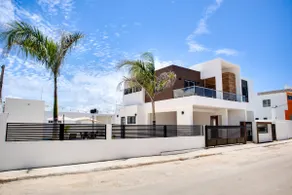 4 Minutes Beach - Private Pool - 4 Bedroom Villa - Image 4