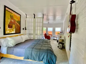Toadhaus - Modern Studio Suite in Athens GA Residential UGA safe private patio - Image 5