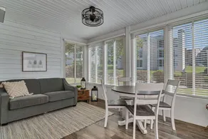 Spacious 2BR/2BA Condo – King Beds in Both Rooms - Image 4