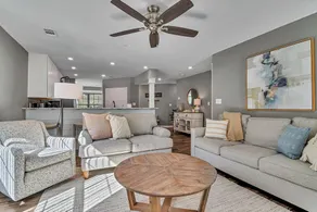 Spacious 2BR/2BA Condo – King Beds in Both Rooms - Image 2