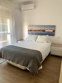 Floridos Playa. 2 bedroom apartment 50m from the beach. - Image 5