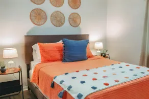 Convenient & Cozy 2BR Fully Equipped w/ Fast Wifi - Image 4