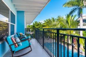 Tropical Tranquility! Boutique Resort - Image 3