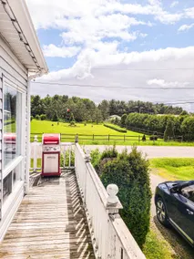 One bedroom cottage with free parking - Image 2