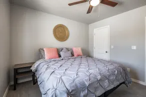 Brand New One Bed One Bath Home-Centrally Located - Image 5