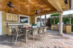 Palm Villa: New Remodel / Waterfront / Salt Water Pool! - Image 4