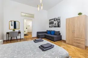 Venus Apartments  - Akacfa street II - Image 2