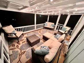 Cozy 2-Bedroom Lake Cottage with Hot Tub/Deck - Image 4