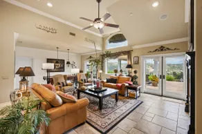 A Taste of Tuscany in this 3 1/2 Bdrm Luxury Home - Image 5