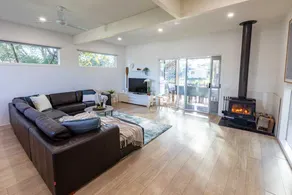 Big and comfortable, entertaining house Venus Bay - Image 3