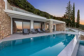 Special Offer! Stunning 2 bedroom Villa Alpha with Private Pool - Image 2