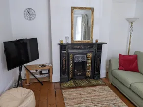 Spring Gardens, 4-bedroom seaside family home - Image 3