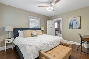 Cheerful 4-bedroom w/ first floor master - Image 2