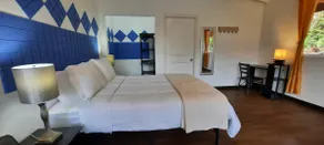 The Indigo House: Gecko Unit - Image 3