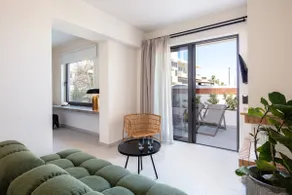 Exclusive private Jacuzzi Suite & Free Parking - Image 3