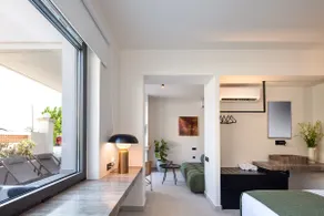 Exclusive private Jacuzzi Suite & Free Parking - Image 5