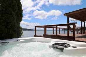 Modern Beachfront Cabin with Hot Tub and Kayaks - Image 3