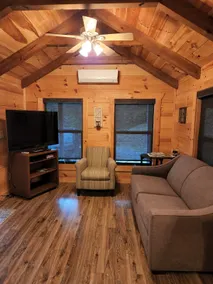 Cabin in the Cove - Image 2