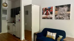 Rad location East Village NYC studio apartment - Image 3