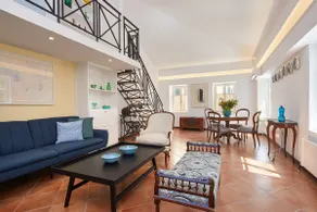 Muazzo Plaka Upper Home, Views to Acropolis - Image 4