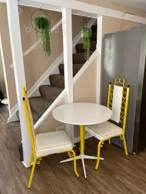 The Daisy House, a cheerful two bedroom townhouse - Image 5