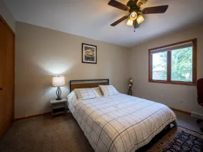 Lovely West Akron home with attached private garage - Image 4