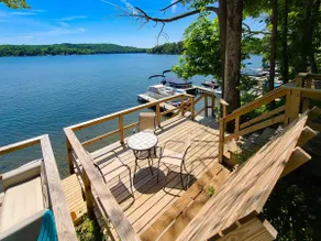 Fun Getaway Lakehouse in the Hudson Valley - Image 3